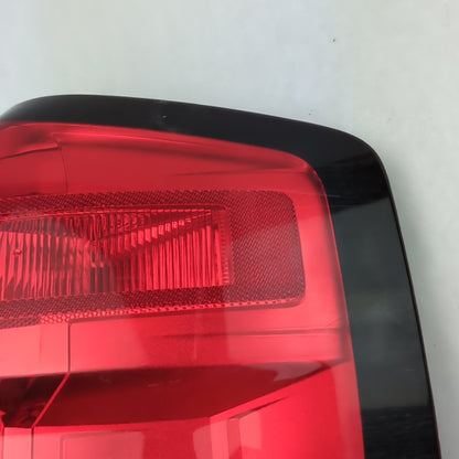 2016 2017 2018 Chevy Silverado Taillight Rear Lamp Right Passenger Side