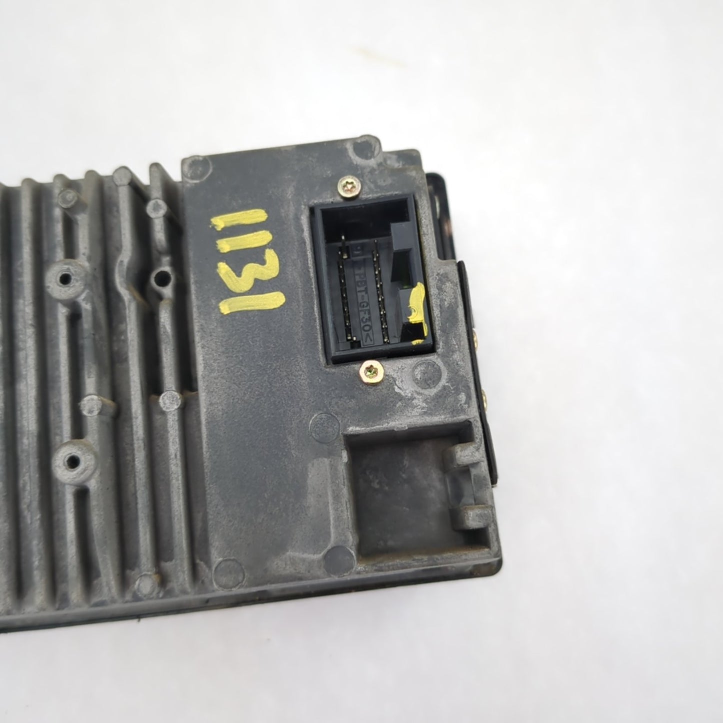1999 2000 2001 2002 2003 Ford F450 F550 Radio AM FM Receiver Stereo
