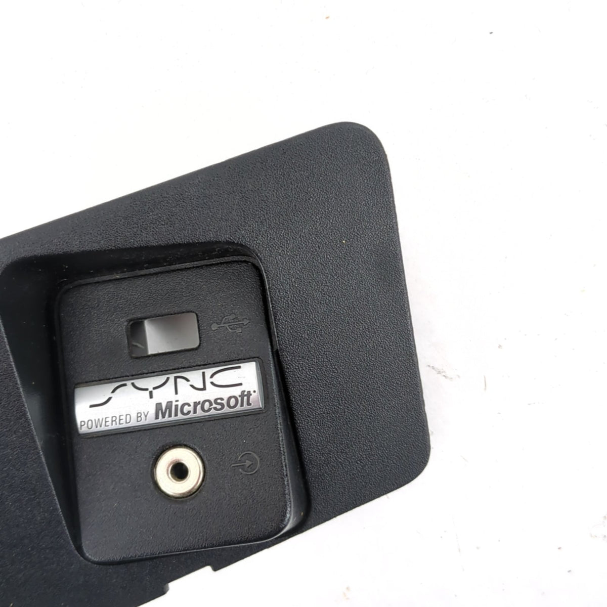2009 2010 2011 2012 2013 2014 Ford F250 F350 SYNC USB AUX Port Interface Module