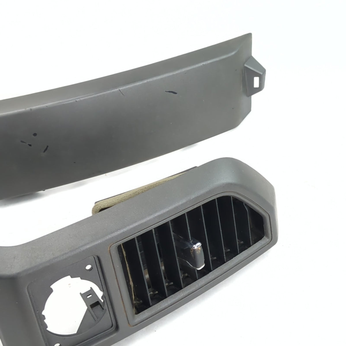 2017 2018 2019 2020 2021 2022 Ford F250 F350 Dash Center Air Vent Trim