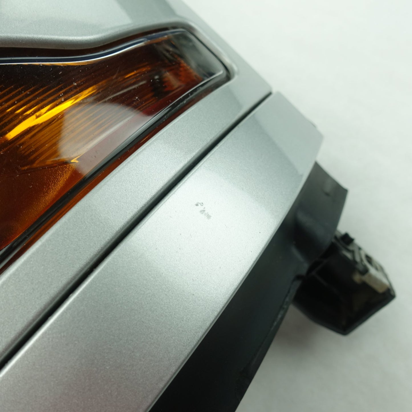 2018 2019 Chevy Silverado 1500 Headlight HID Left Driver Side Silver Bezel LED