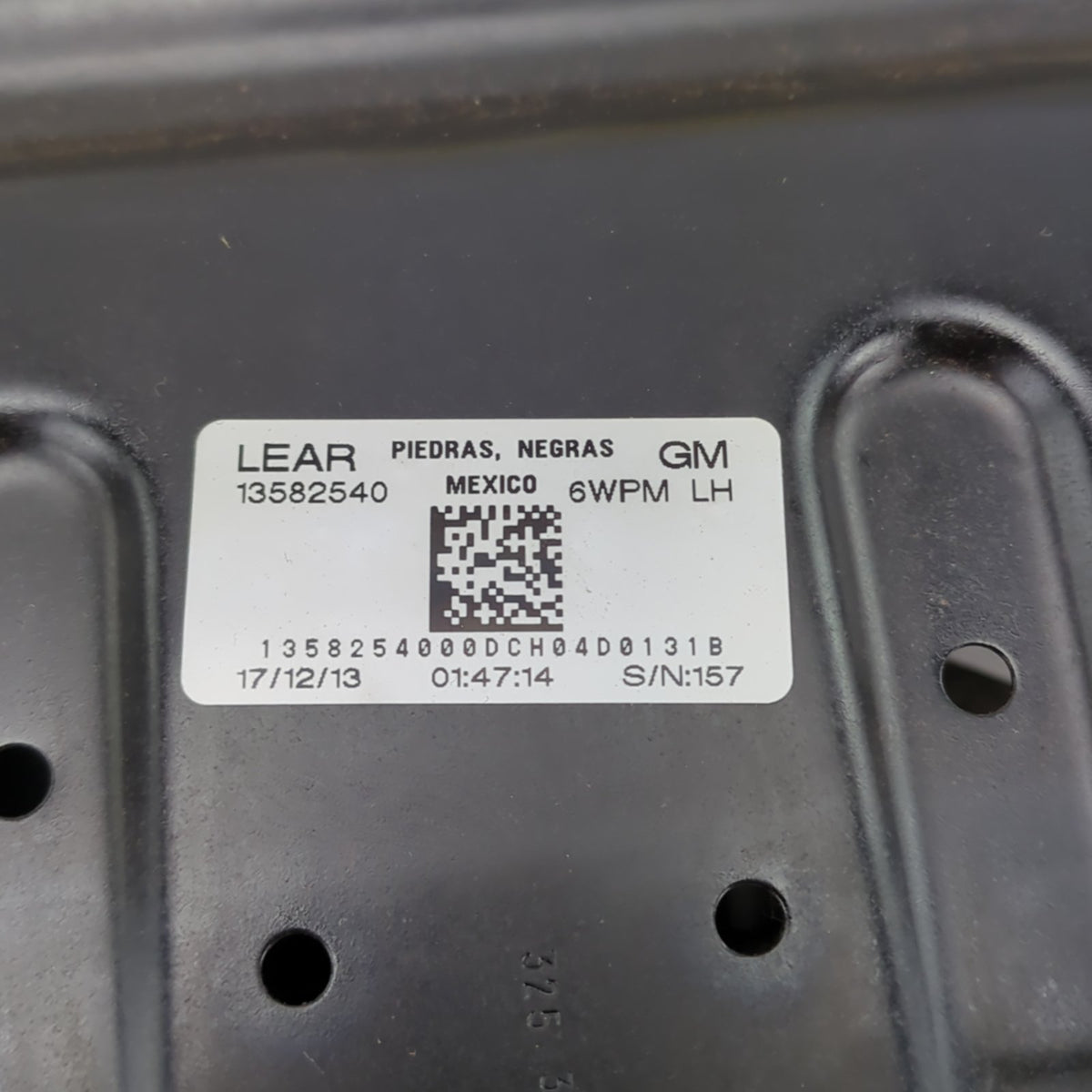 2014 2015 Silverado Sierra 1500 Left Driver Power Seat Frame Track Heated Cooled