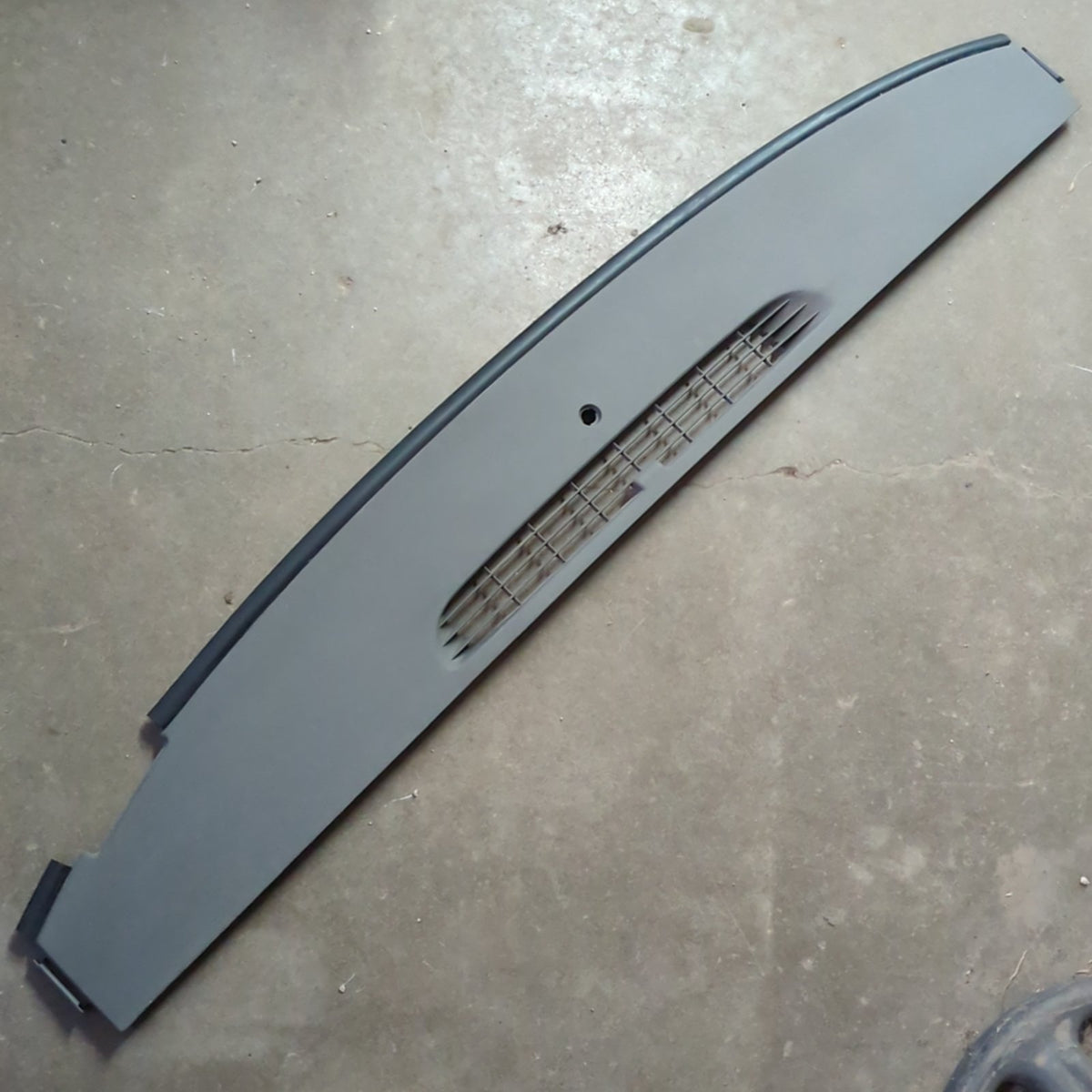 2008 2009 2010 2011 2012 Silverado Sierra Dash Defrost Vent Trim Panel Titanium