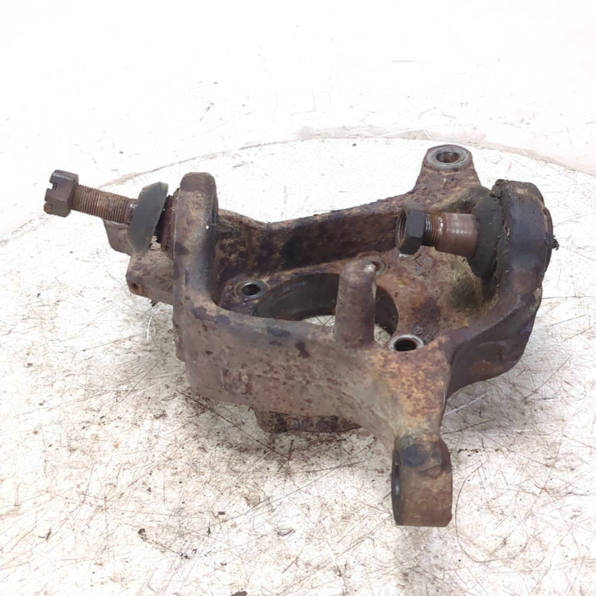 2000 2001 2002 Ford F450 F550 Right Passenger Front Steering Knuckle Spindle 4x2