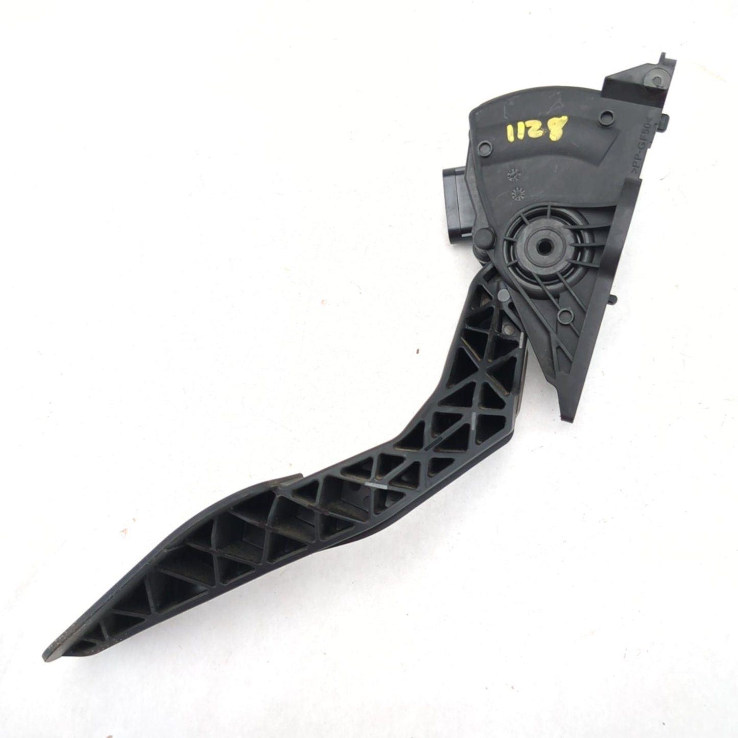2014 2015 2016 2017 2018 Silverado Sierra Gas Accelerator Pedal Assembly OEM