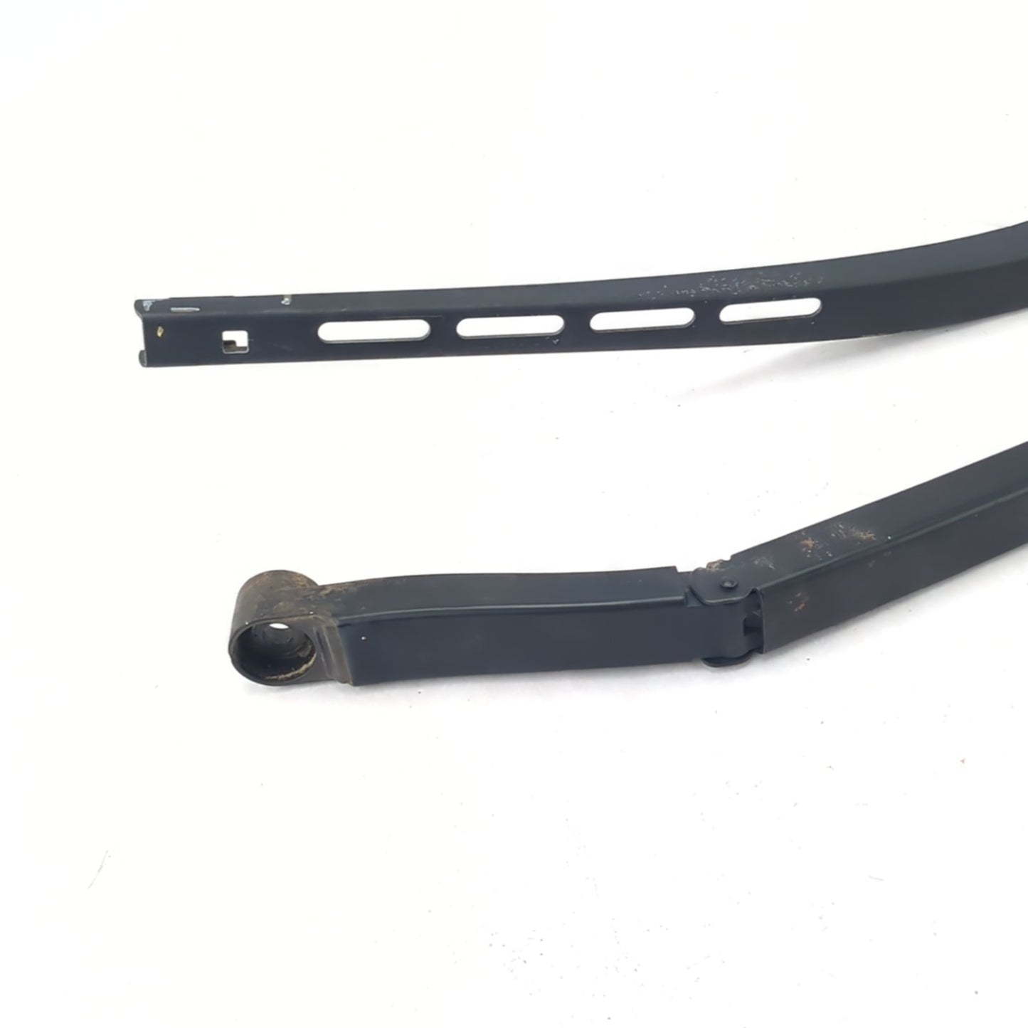 2012 2013 2014 2015 2016 2017 Chevrolet Equinox Terrain Front Wiper Arm Pair Set