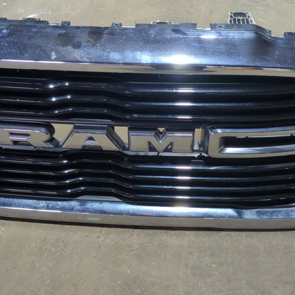 2019 2020 2021 2022 2023 2024 Ram 2500 3500 Front Upper Grille Chrome OEM