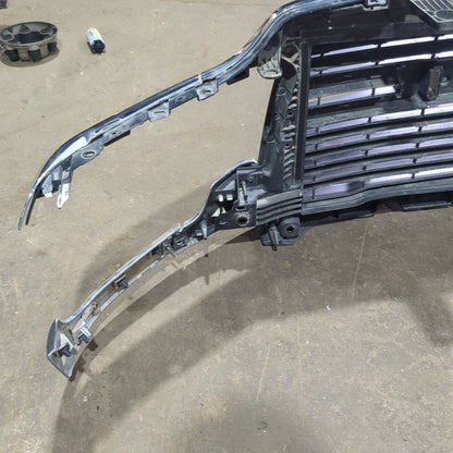 2019 2020 2021 2022 2023 2024 Ram 2500 3500 Front Upper Grille Chrome OEM