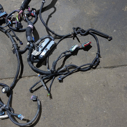 2004 Silverado Sierra 2500 3500 Engine Wiring Harness Main Loom 8.1L