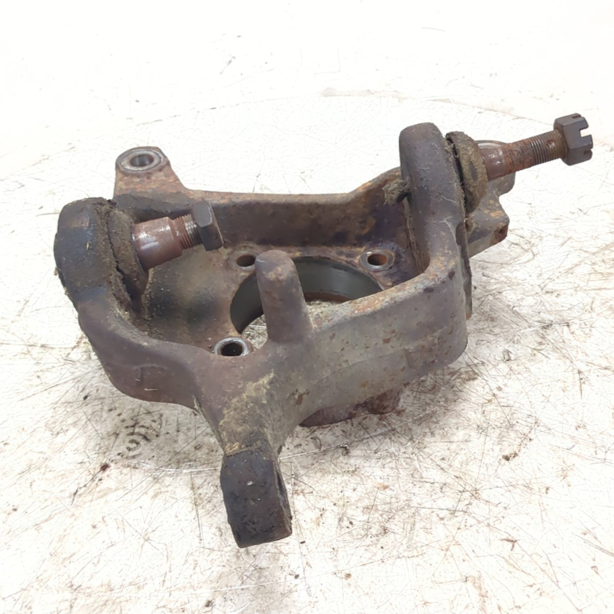 99 2000 2001 2002 Ford F450 F550 Steering Knuckle Spindle Front Driver Left 4x2