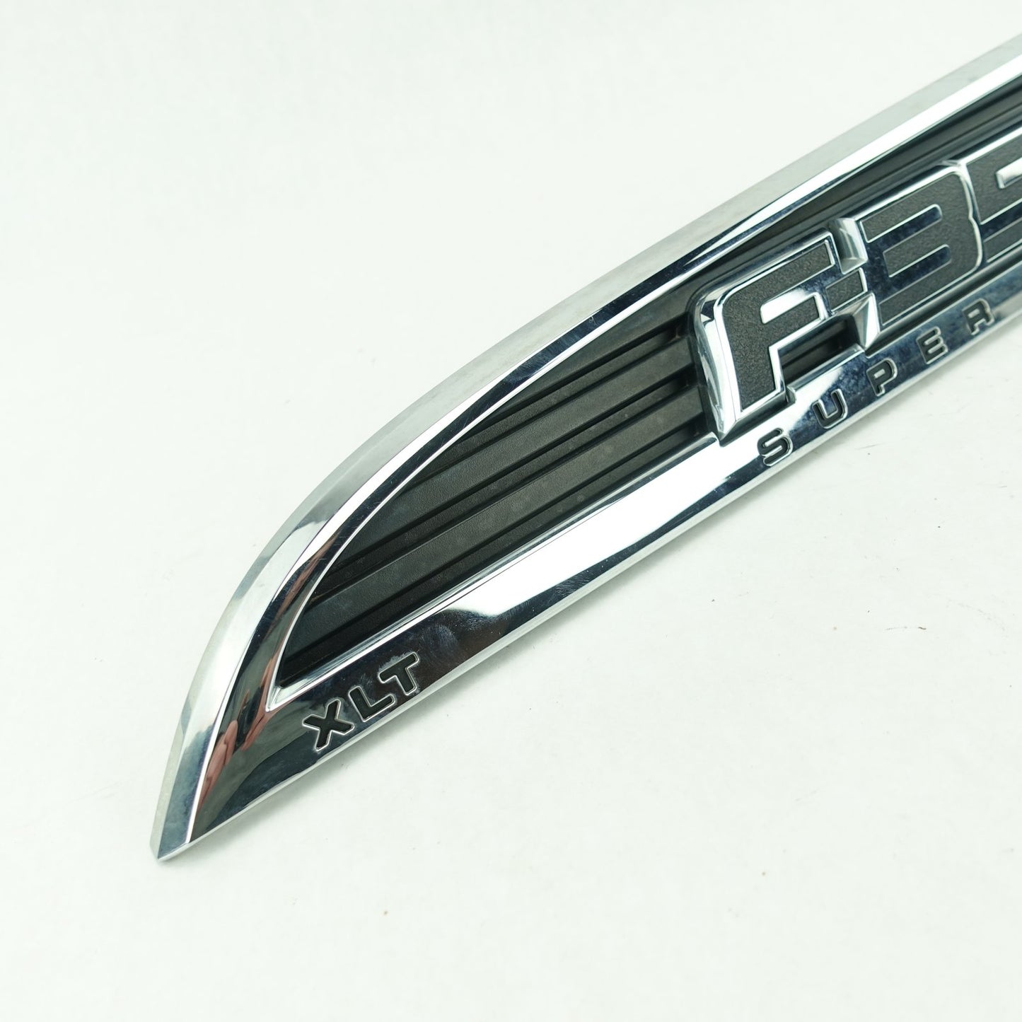 2011 2012 2013 2014 2015 16 Ford F350 XLT Driver Left Fender Vent Emblem Logo