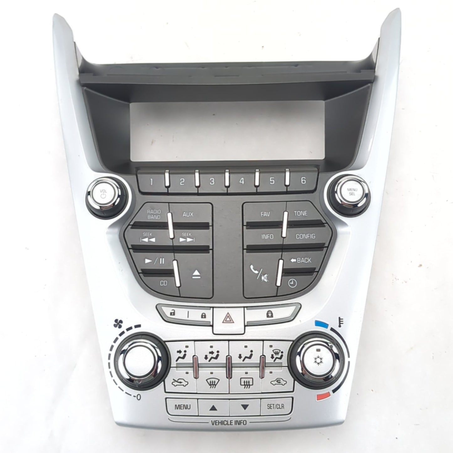 2010 2011 Chevrolet Equinox Radio Climate Control Panel Center Console HVAC