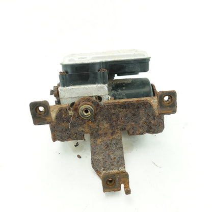 2003 2004 2005 Silverado Sierra 2500 3500 ABS Anti-Lock Brake Pump Module