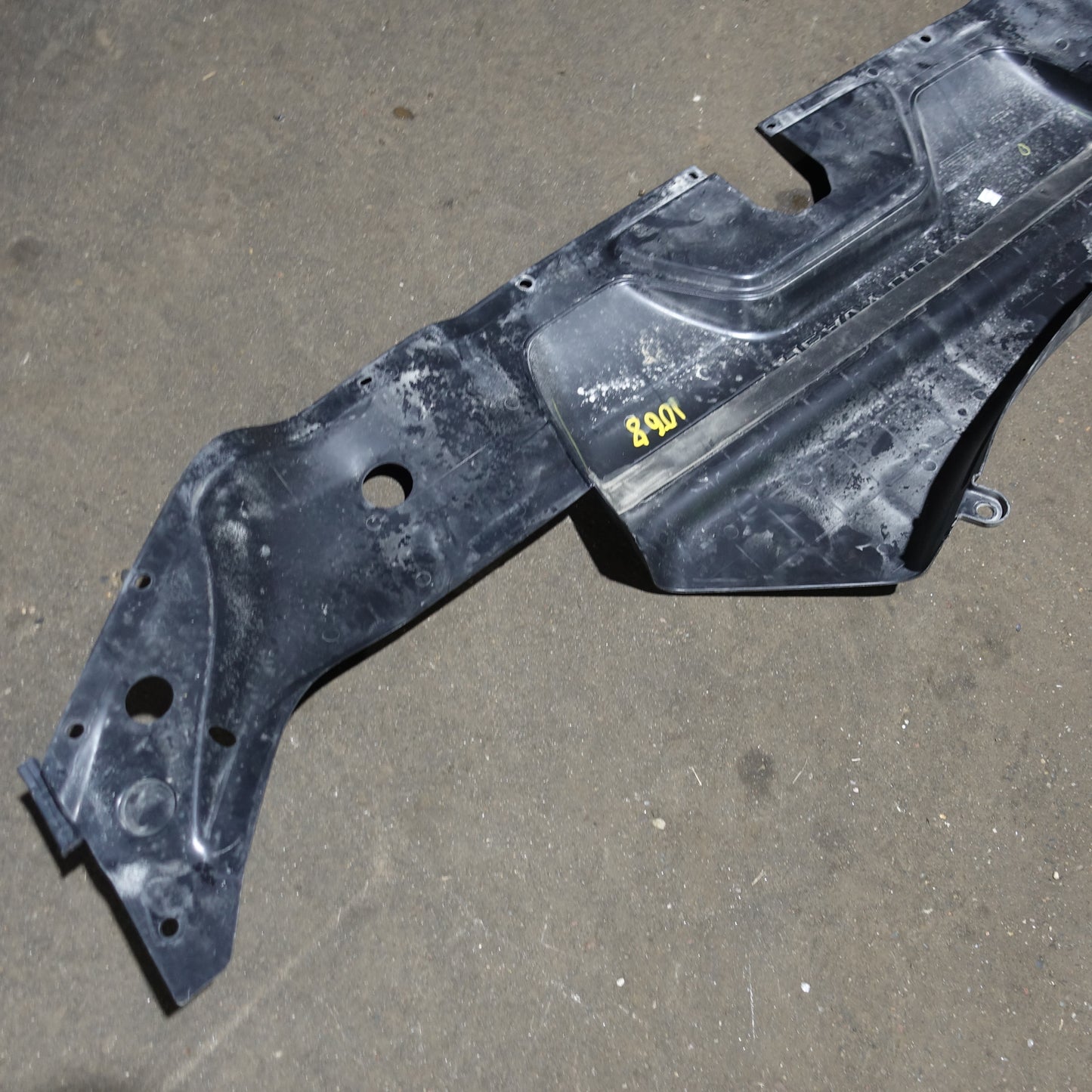 2019 2020 2021 2022 Ram 2500 3500 Radiator Support Access Cover