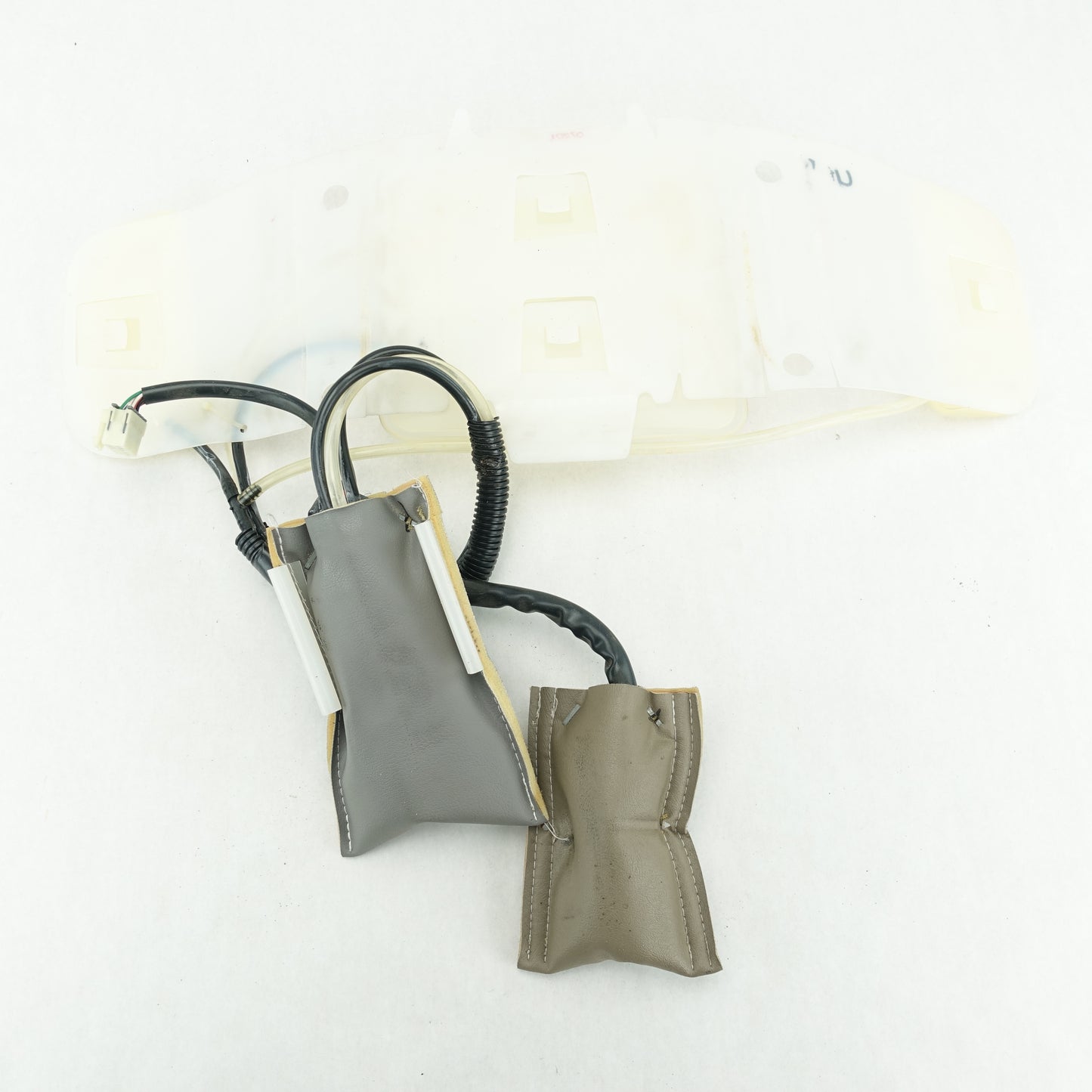 1997 1998 1999 2000 2001 2002 2003 2004 Chevy Corvette Driver Lumbar Air Pump