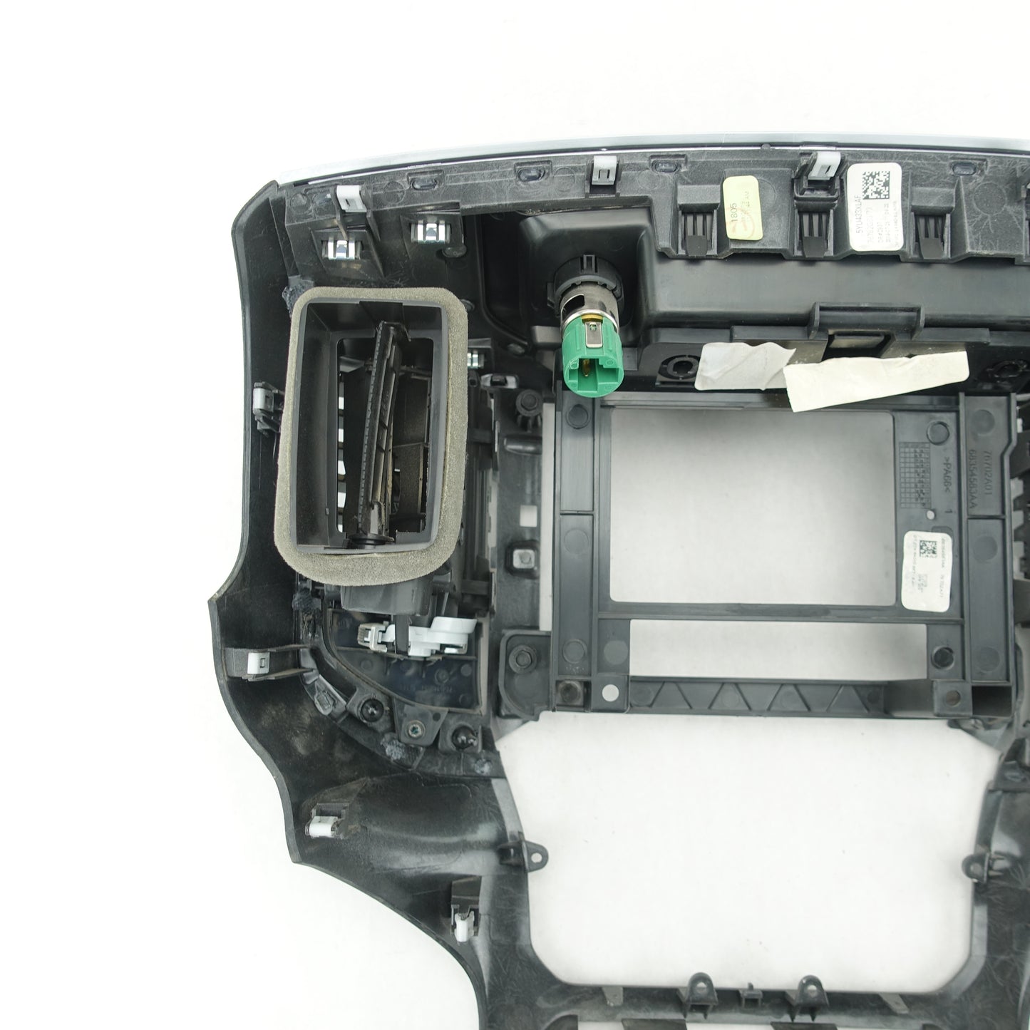 2019 2020 2021 2022 2023 Ram 1500 2500 3500 Center Dash Radio Vent Trim Bezel