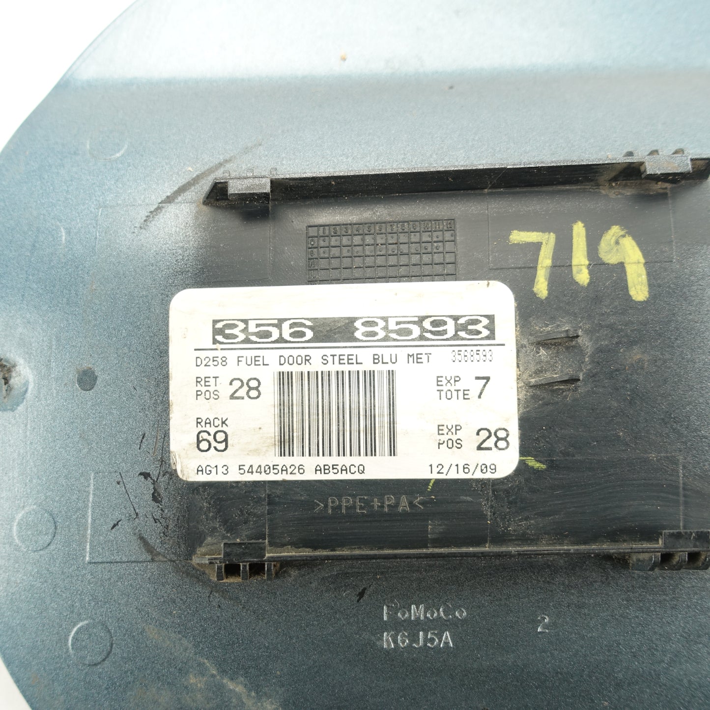 2010 2011 2012 Ford Taurus Gas Fuel Door Lid Cover Steel Blue Metallic