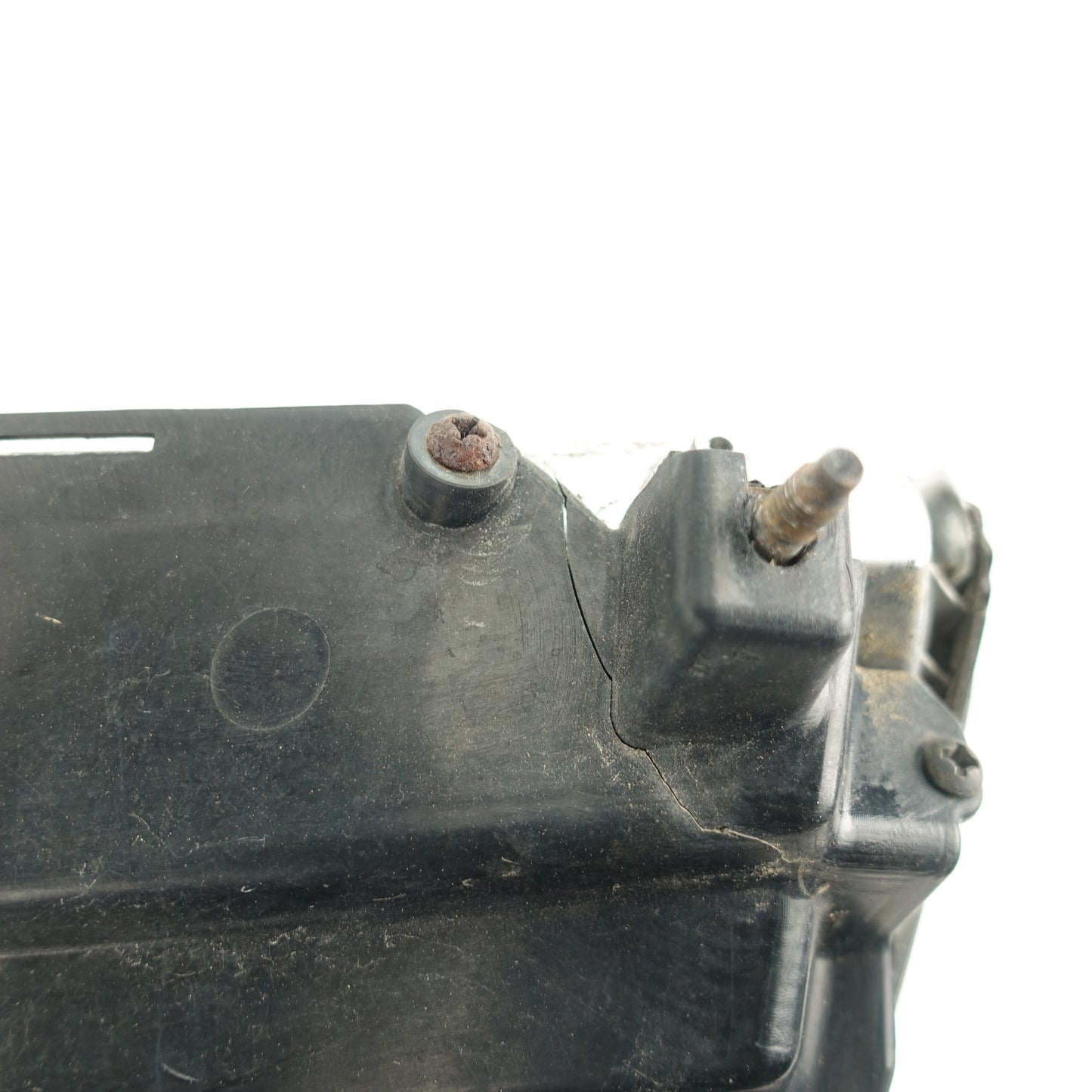 Damage 2008 2009 2010 Saturn Vue Upper Hood Grille Grill