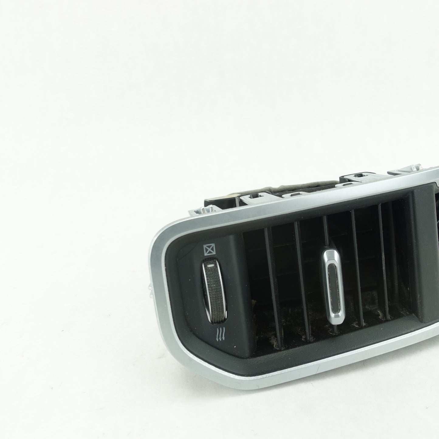 2019 2020 2021 2022 2023 Ram 2500 3500 Driver Left Dash Vent