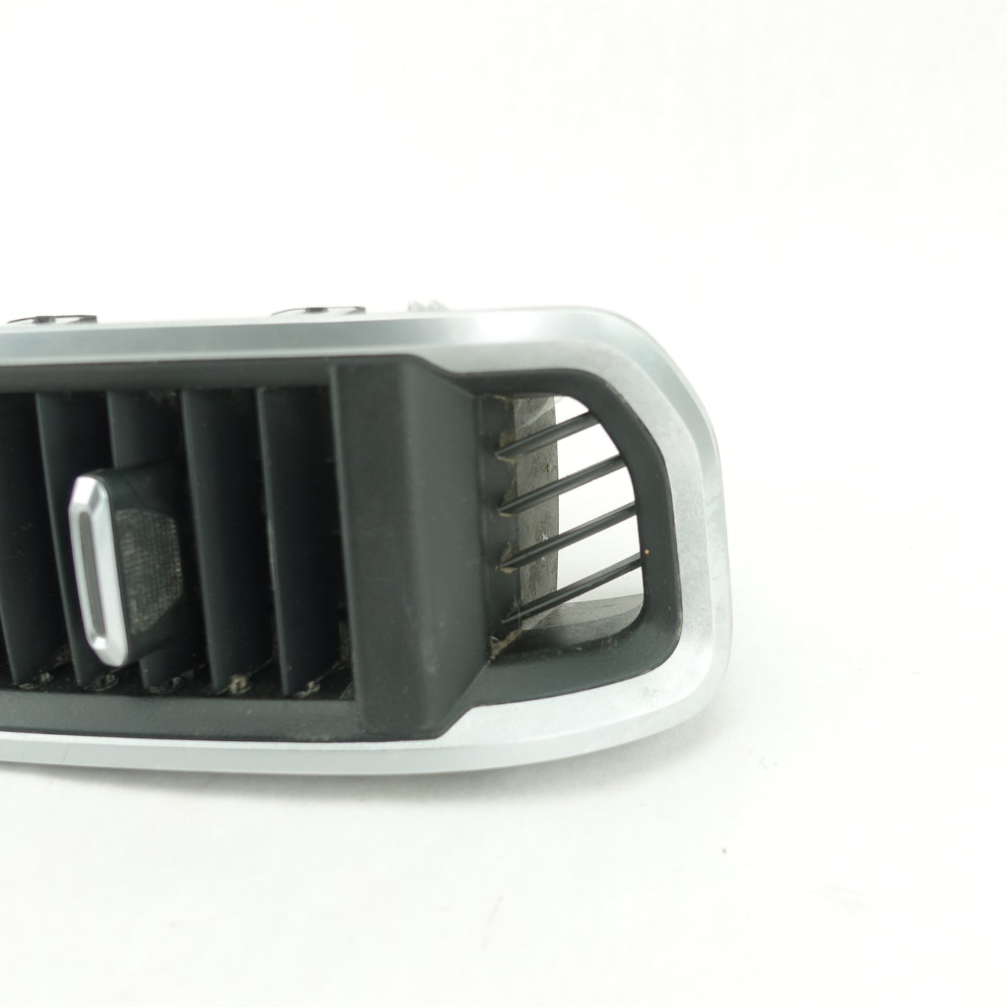 2019 2020 2021 2022 2023 Ram 2500 3500 Driver Left Dash Vent