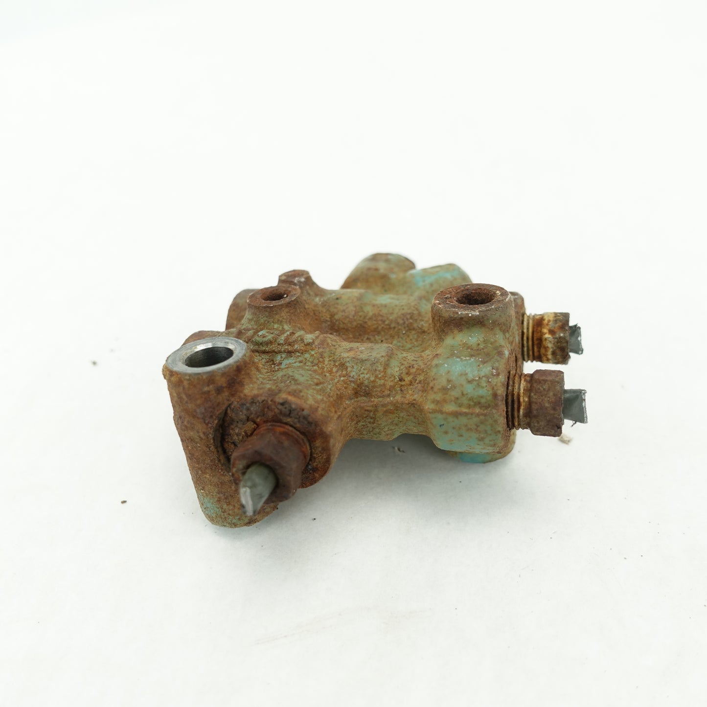 1997 1998 1999 2000 2001 2002 2003 2004 Toyota Camry Brake Proportioning Valve