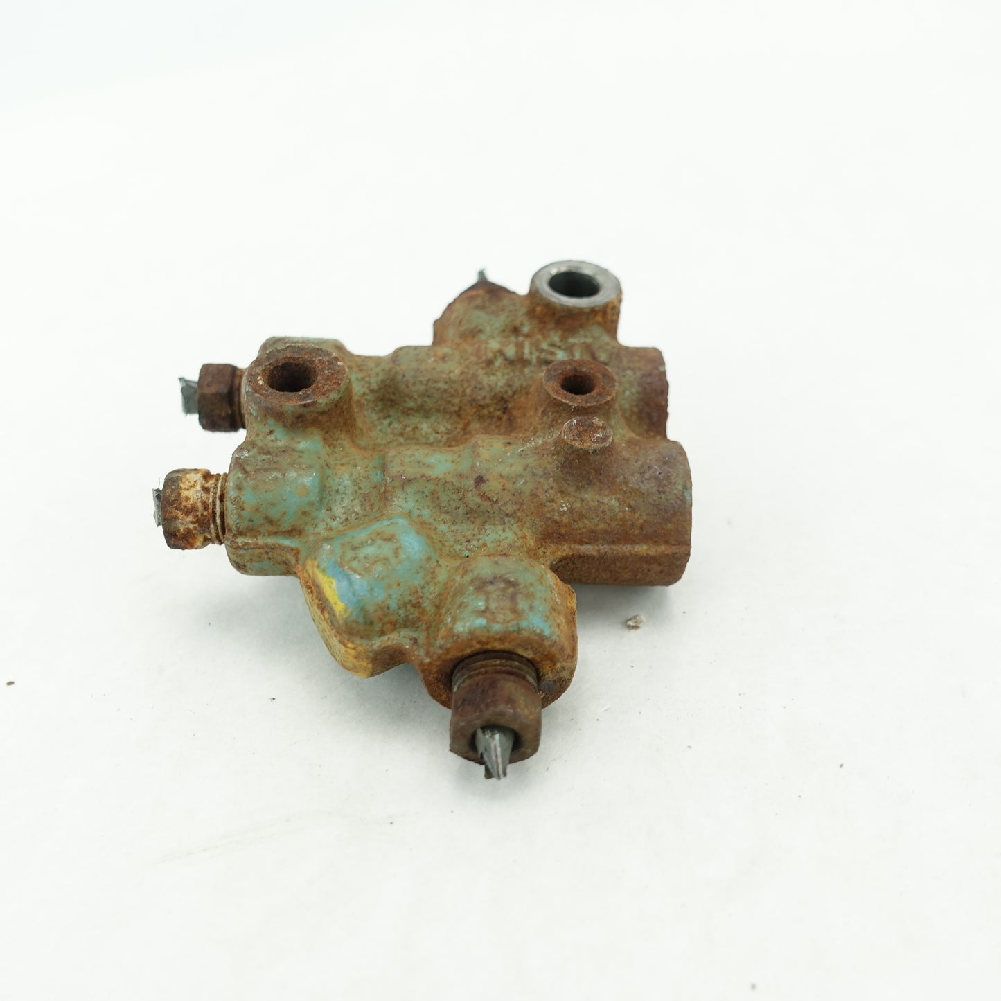 1997 1998 1999 2000 2001 2002 2003 2004 Toyota Camry Brake Proportioning Valve