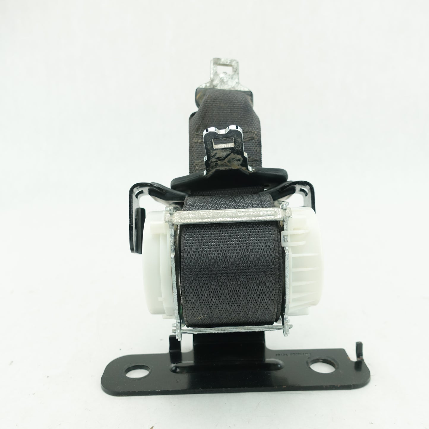 2015 2016 2017 2018 2019 2020 Ram 3500 Regular Cab Front Center Seat Belt Black