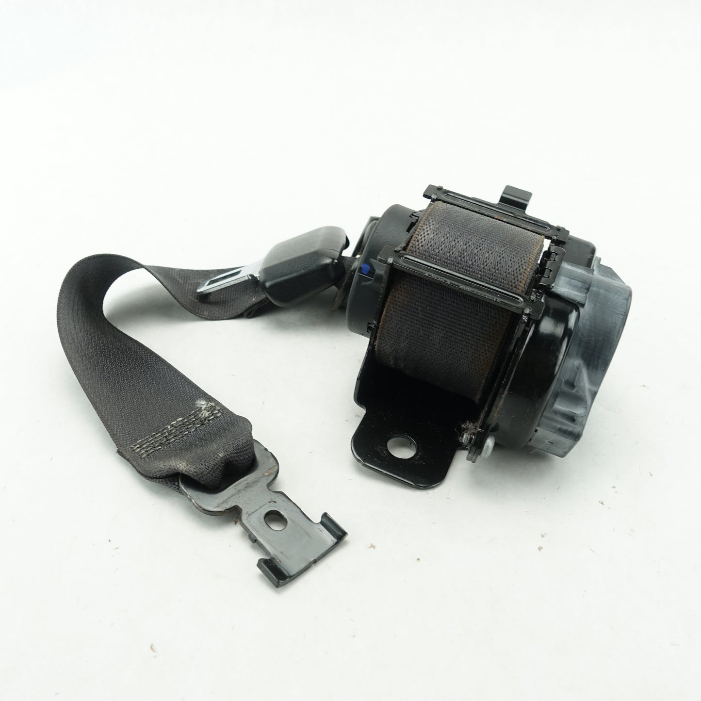 2011 2012 2013 2014 2015 2016 GMC Acadia Driver Left Front Seat Belt Black