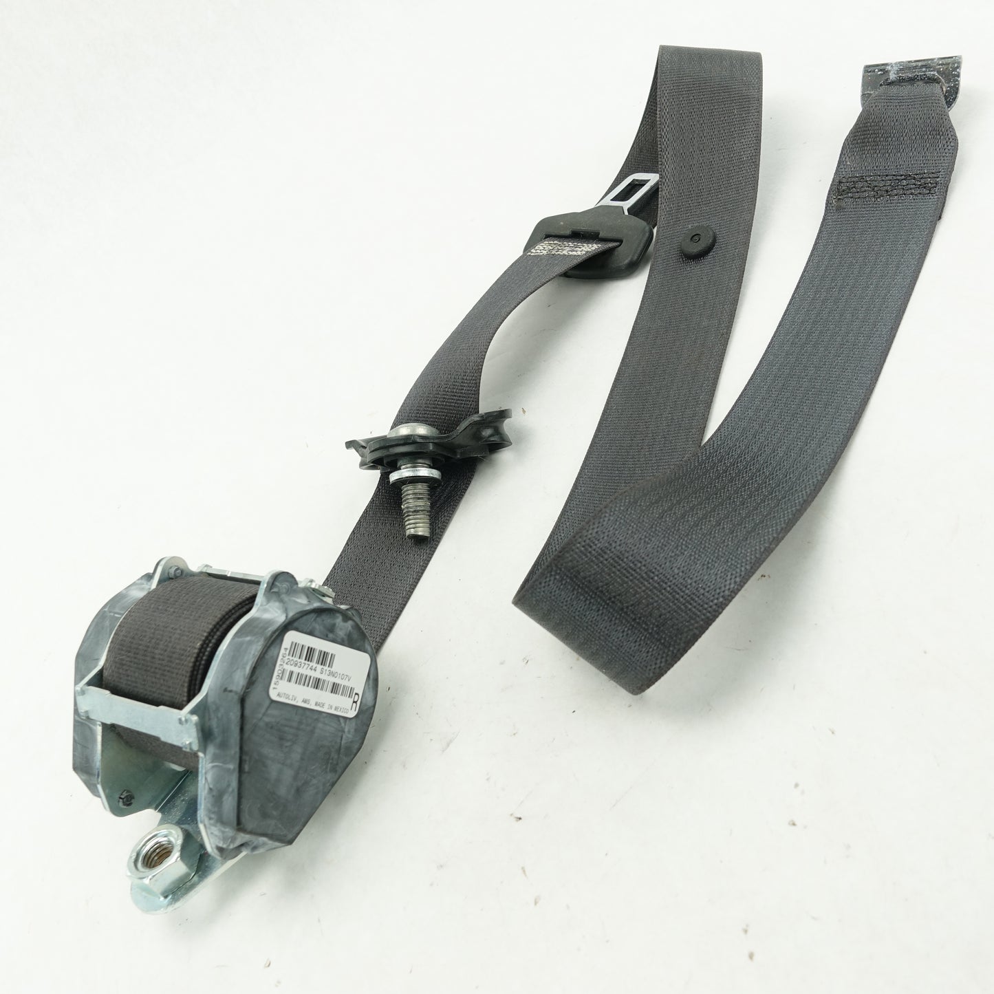 2011 2012 2013 2014 2015 2016 GMC Acadia 2nd Row Right Seat Belt Black