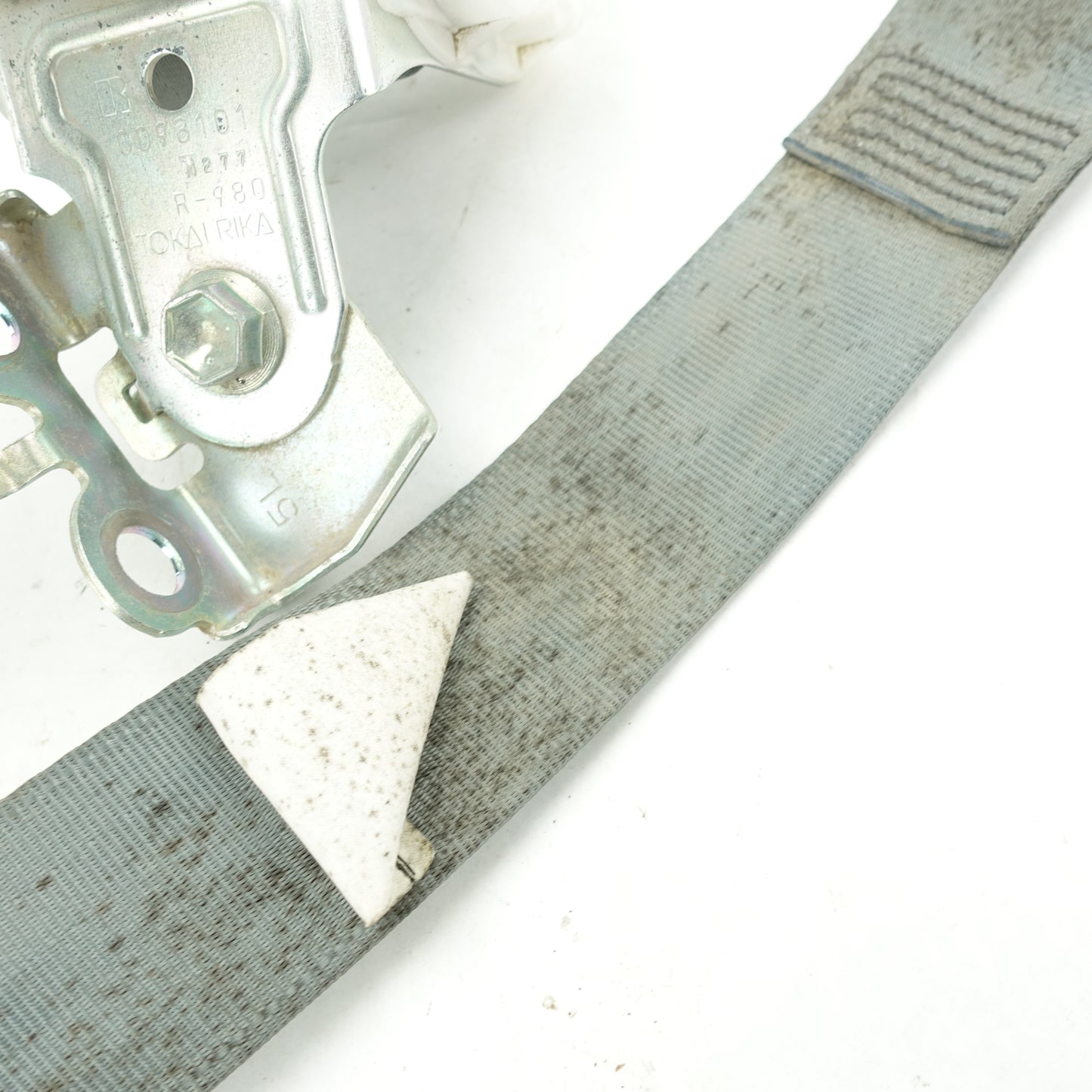 2012 2013 2014 2015 Toyota Prius Left Rear Seat Belt Gray