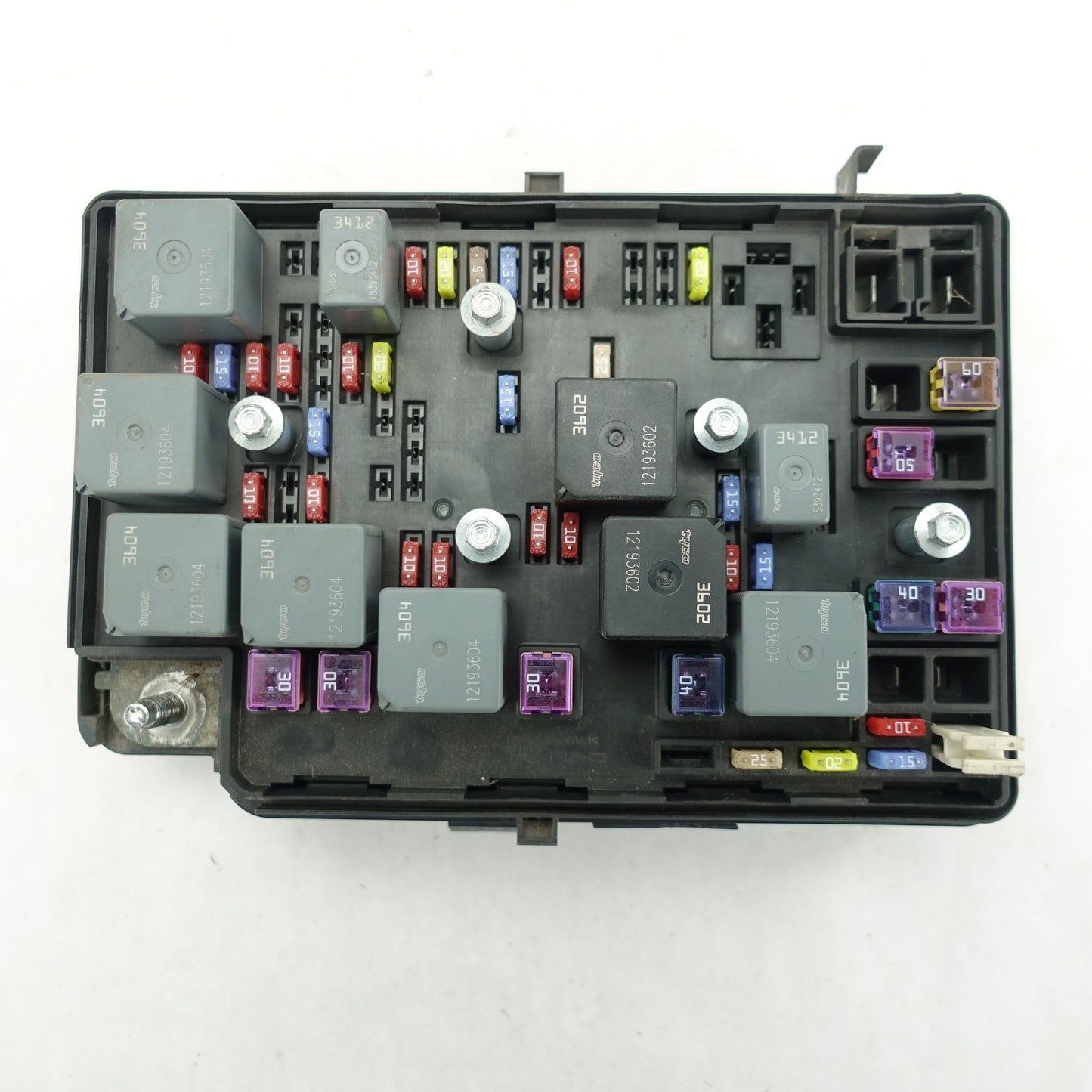 2006 Chevy Cobalt 2.2L 2.4L Engine Fuse Junction Box