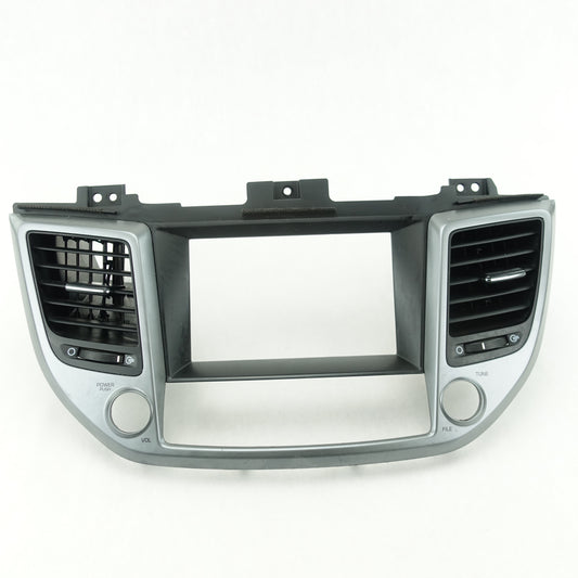 2016 2017 2018 Hyundai Tucson Radio Center Dash Vent Bezel Trim Panel