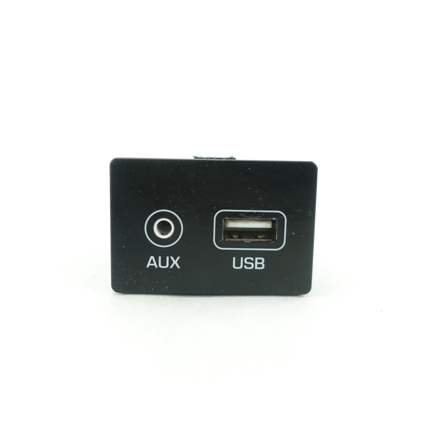 2016 2017 2018 Hyundai Tucson USB AUX Port Plug