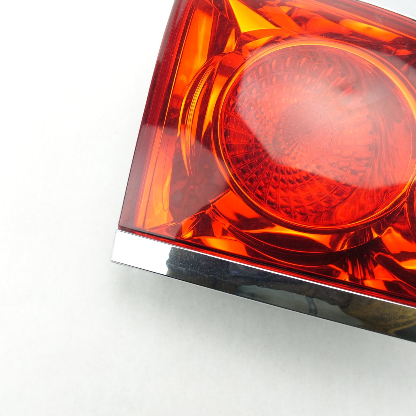 2008 2009 2010 11 Buick Enclave Driver Left Rear Gate Taillight Tail Light Lamp