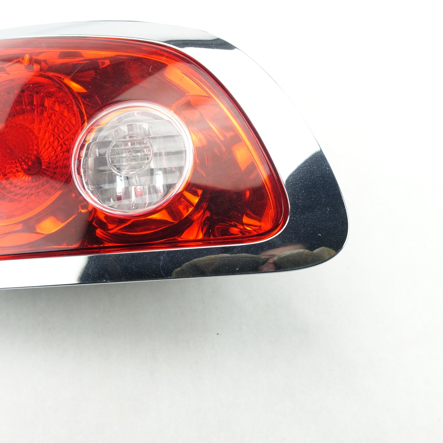 2008 2009 2010 11 Buick Enclave Driver Left Rear Gate Taillight Tail Light Lamp