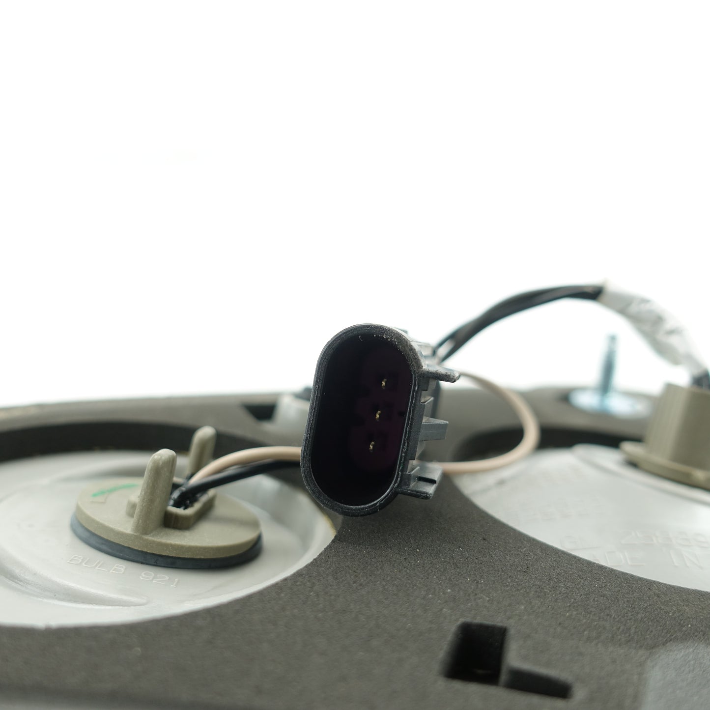 2008 2009 2010 11 Buick Enclave Driver Left Rear Gate Taillight Tail Light Lamp