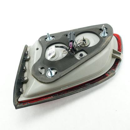 2008 2009 2010 11 Buick Enclave Driver Left Rear Gate Taillight Tail Light Lamp