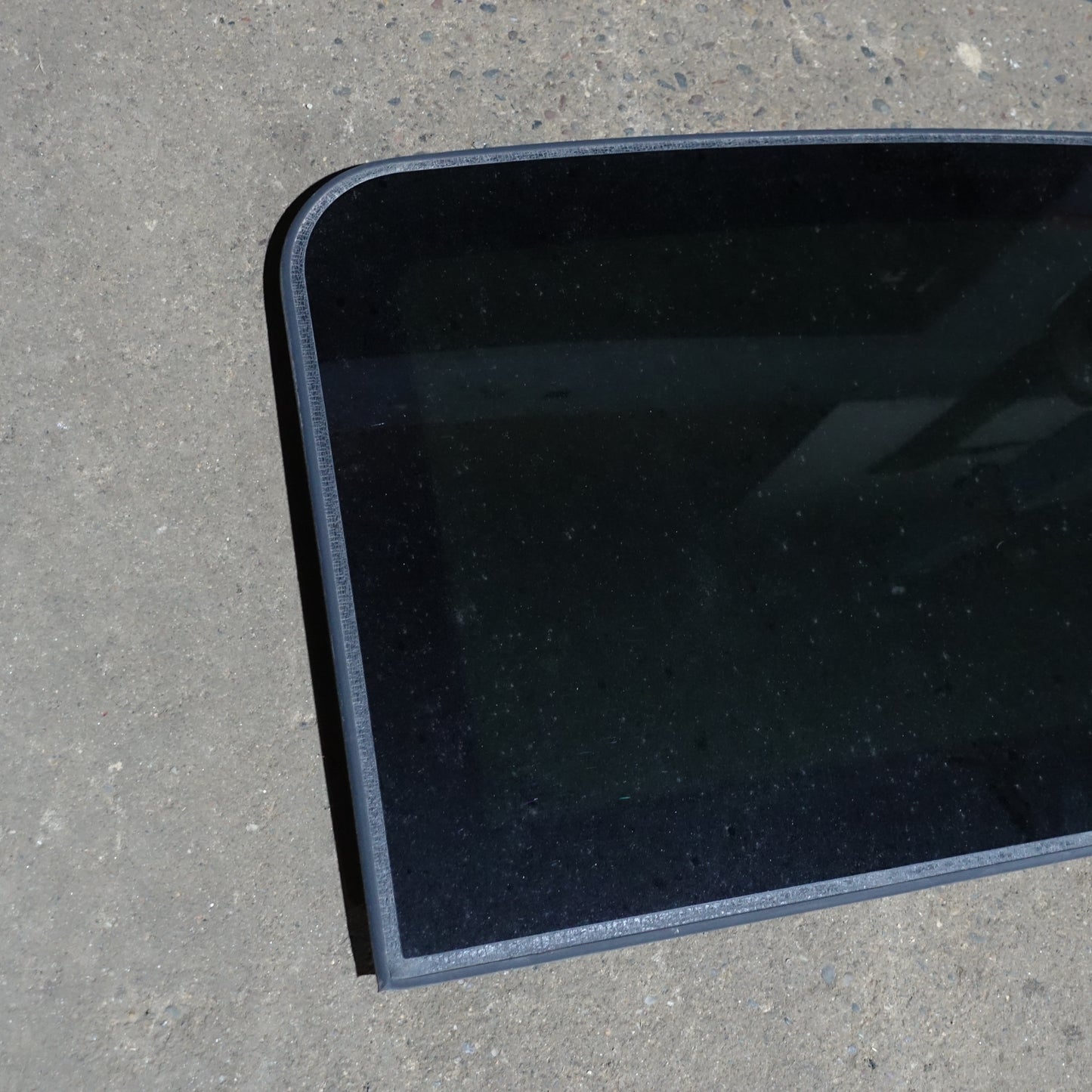 2008 2009 2010 Cadillac CTS Front Sunroof Sun Moon Roof Glass