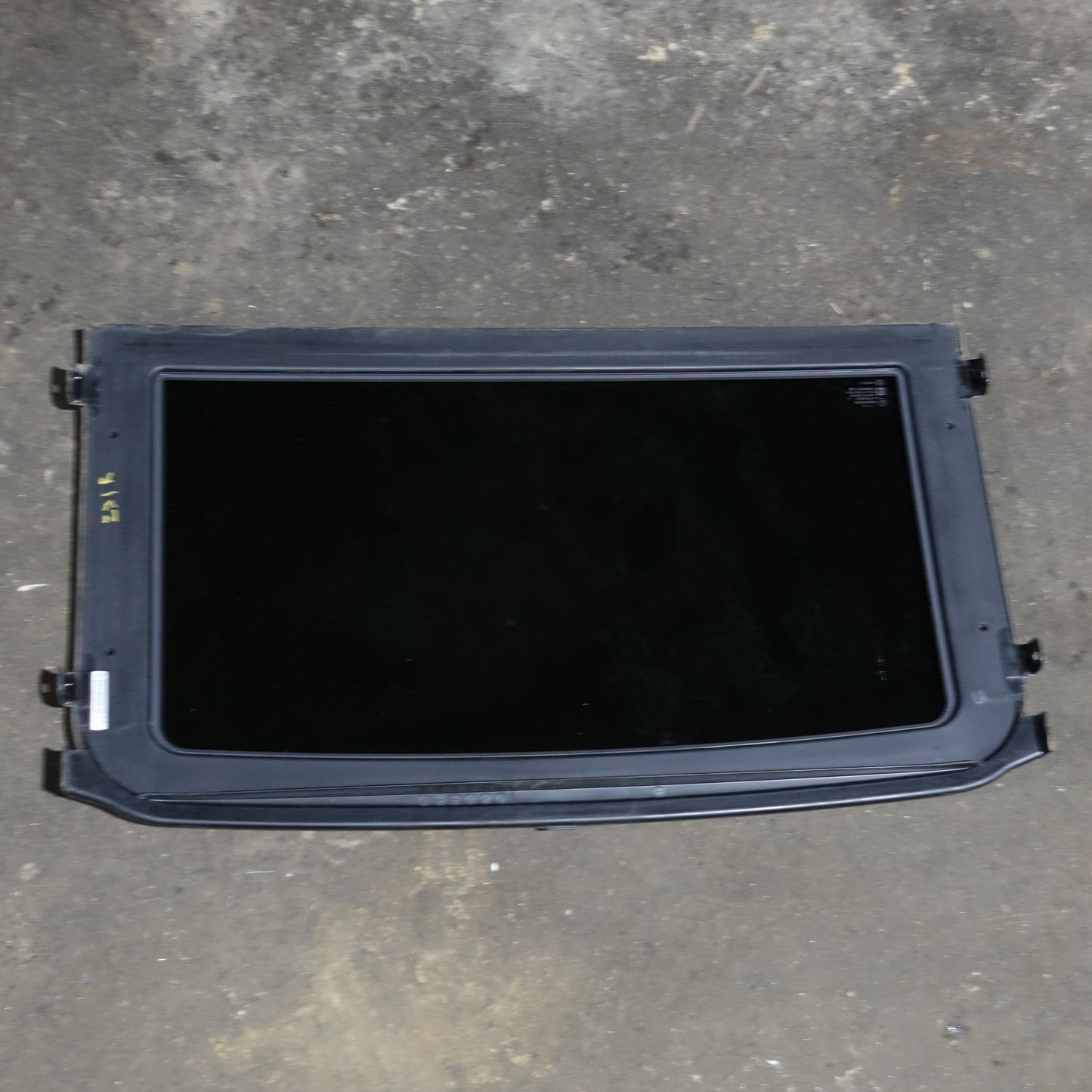 2008 2009 2010 Cadillac CTS Rear Sunroof Sun Moon Roof Glass