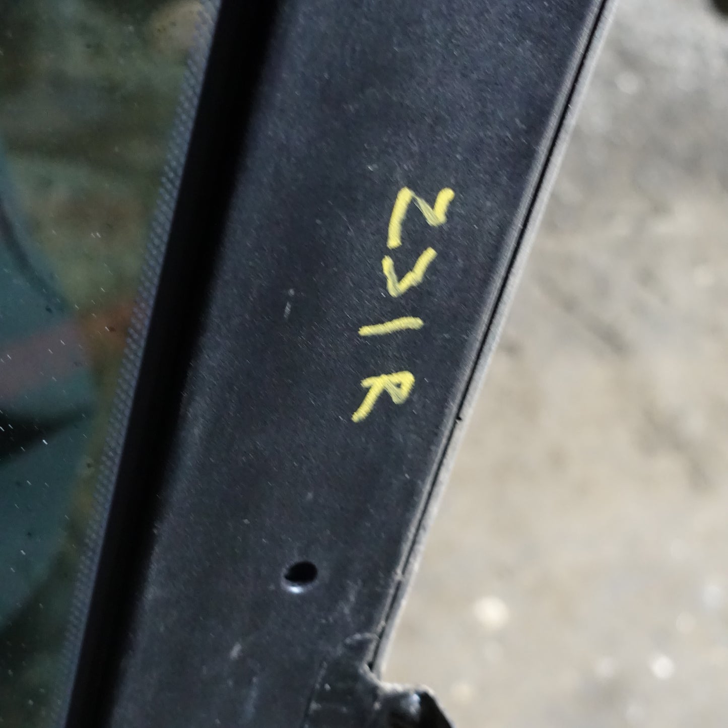 2008 2009 2010 Cadillac CTS Rear Sunroof Sun Moon Roof Glass