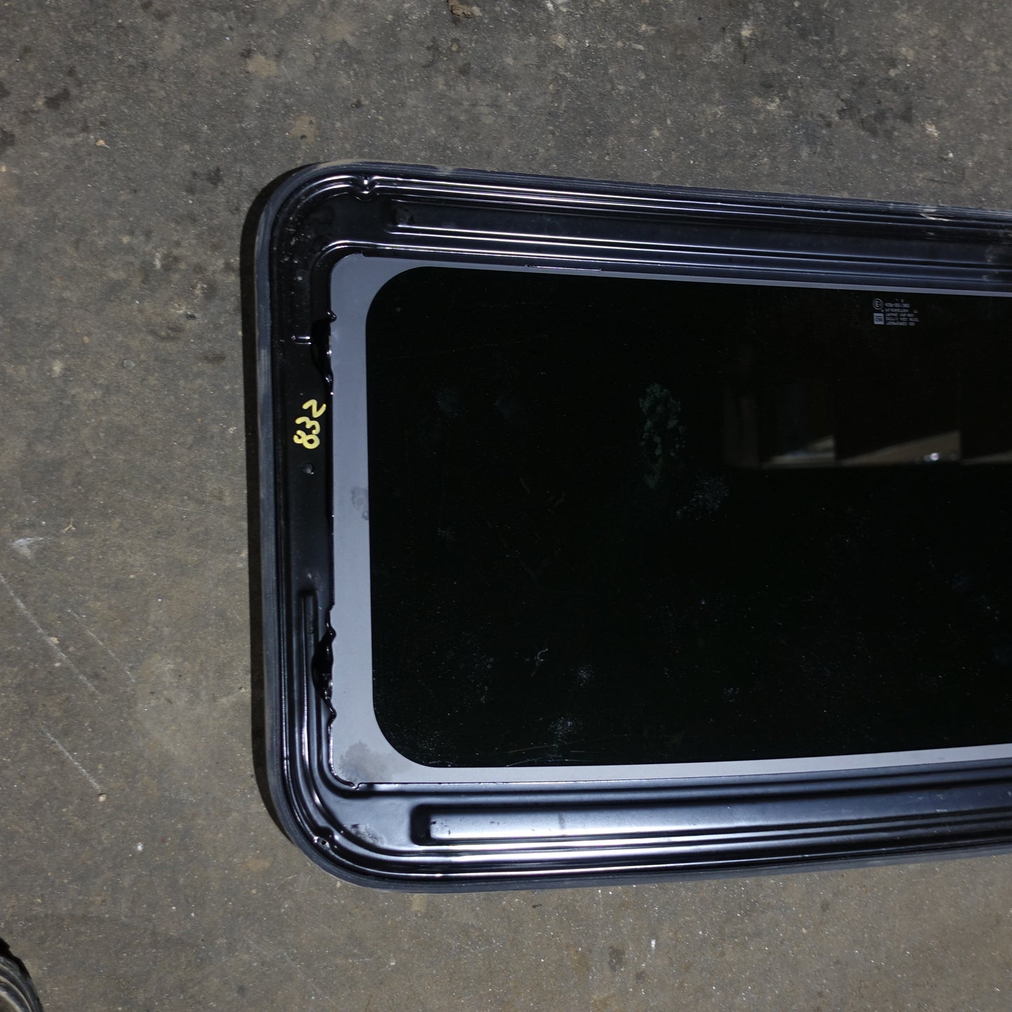2007 2008 2009 2010 2011 2012 2013 GMC Acadia Sunroof Sun Moon Roof Glass Window
