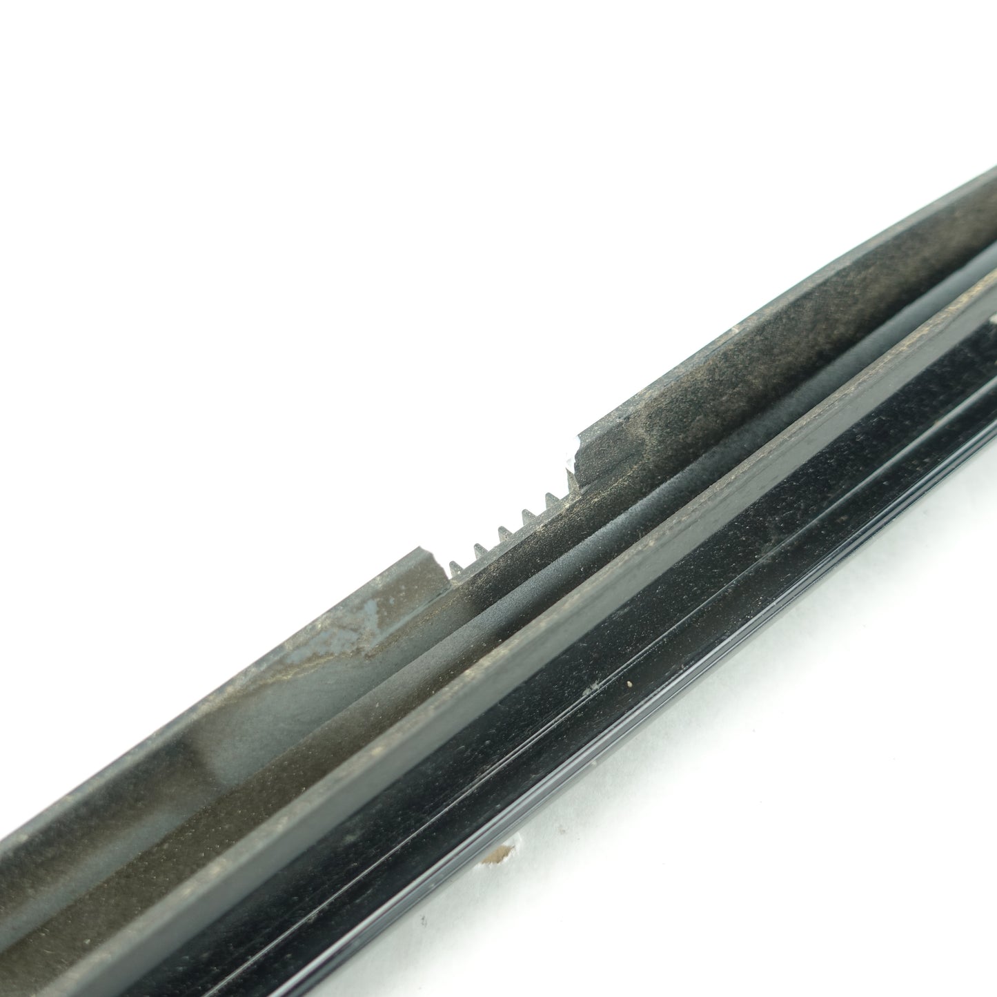 Damage 2009 2010 2011 2012 13 Acura TSX Passenger Front Windshield Trim Molding