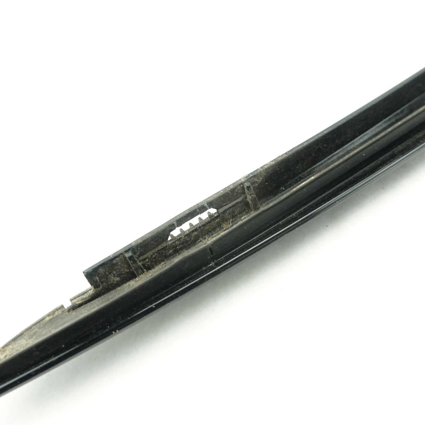 Damage 2009 2010 2011 2012 13 Acura TSX Passenger Front Windshield Trim Molding