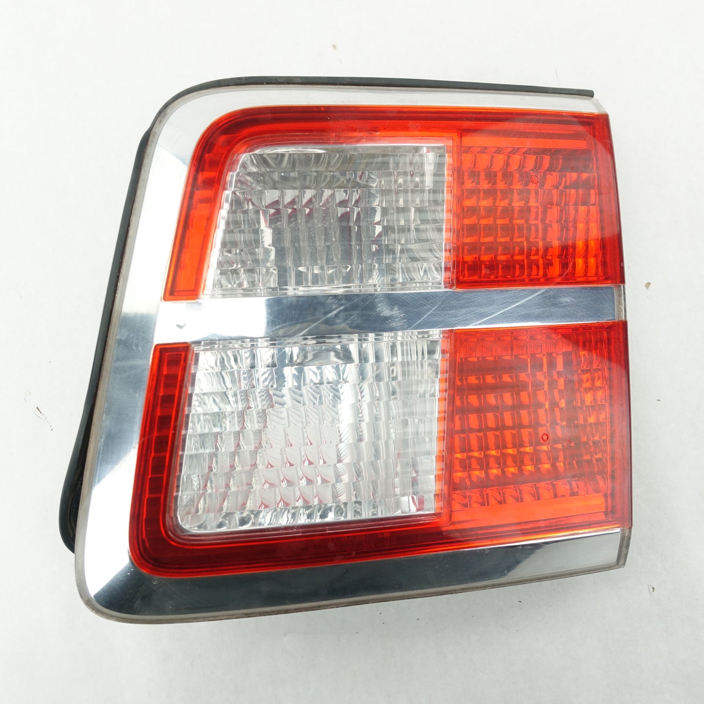 2007 2008 2009 10 Saturn Outlook Passenger Right Rear Taillight Tail Light Lamp