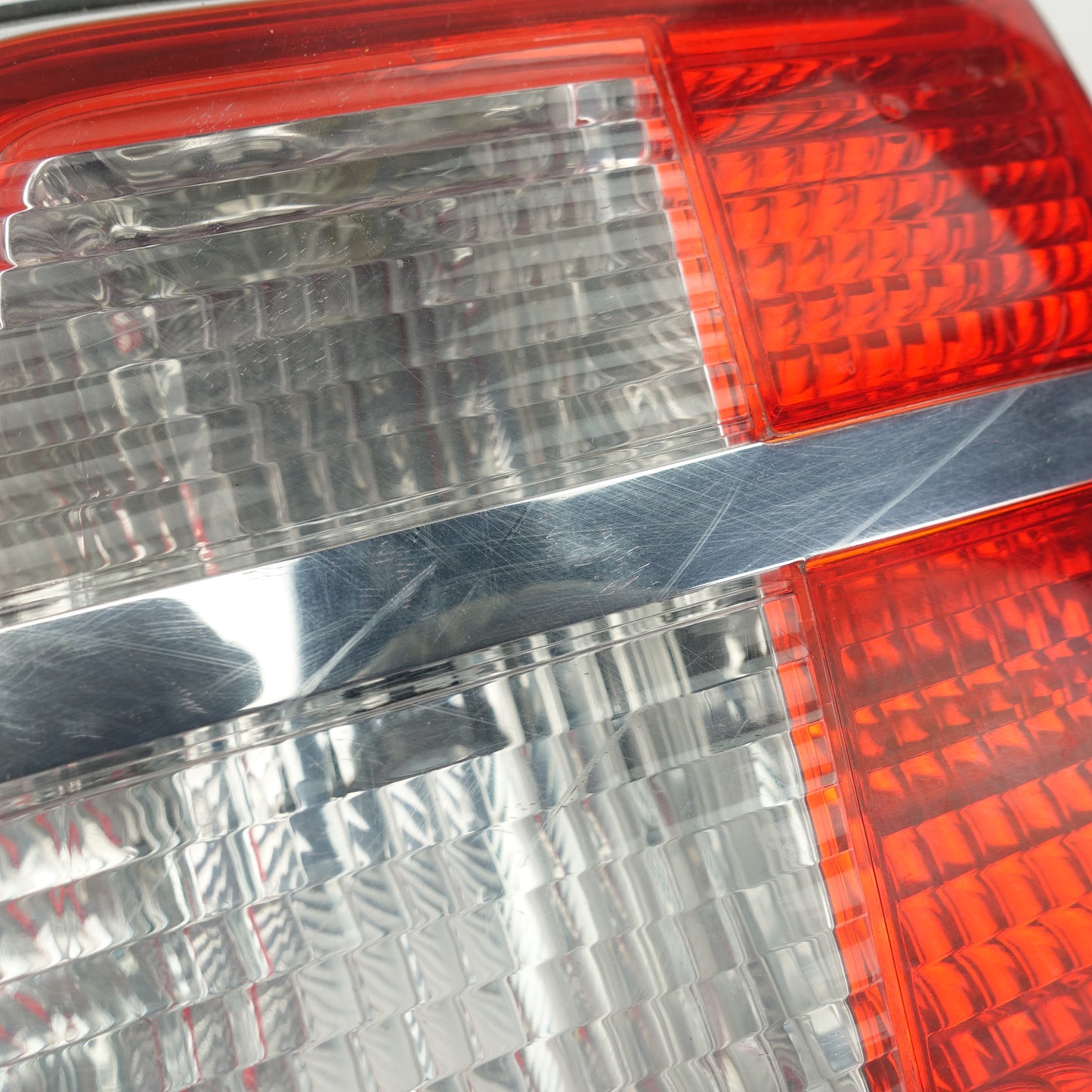 2007 2008 2009 10 Saturn Outlook Passenger Right Rear Taillight Tail Light Lamp