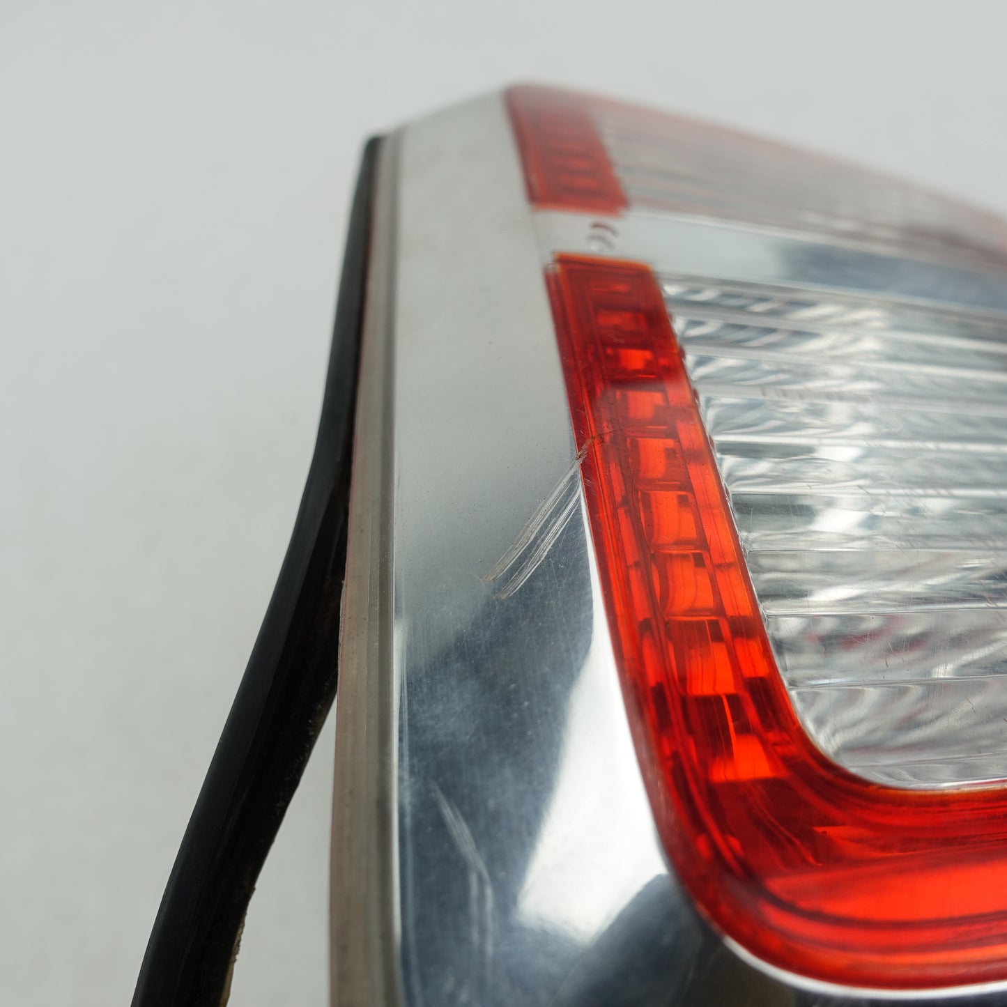 2007 2008 2009 10 Saturn Outlook Passenger Right Rear Taillight Tail Light Lamp