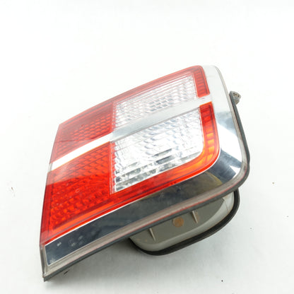 2007 2008 2009 10 Saturn Outlook Passenger Right Rear Taillight Tail Light Lamp