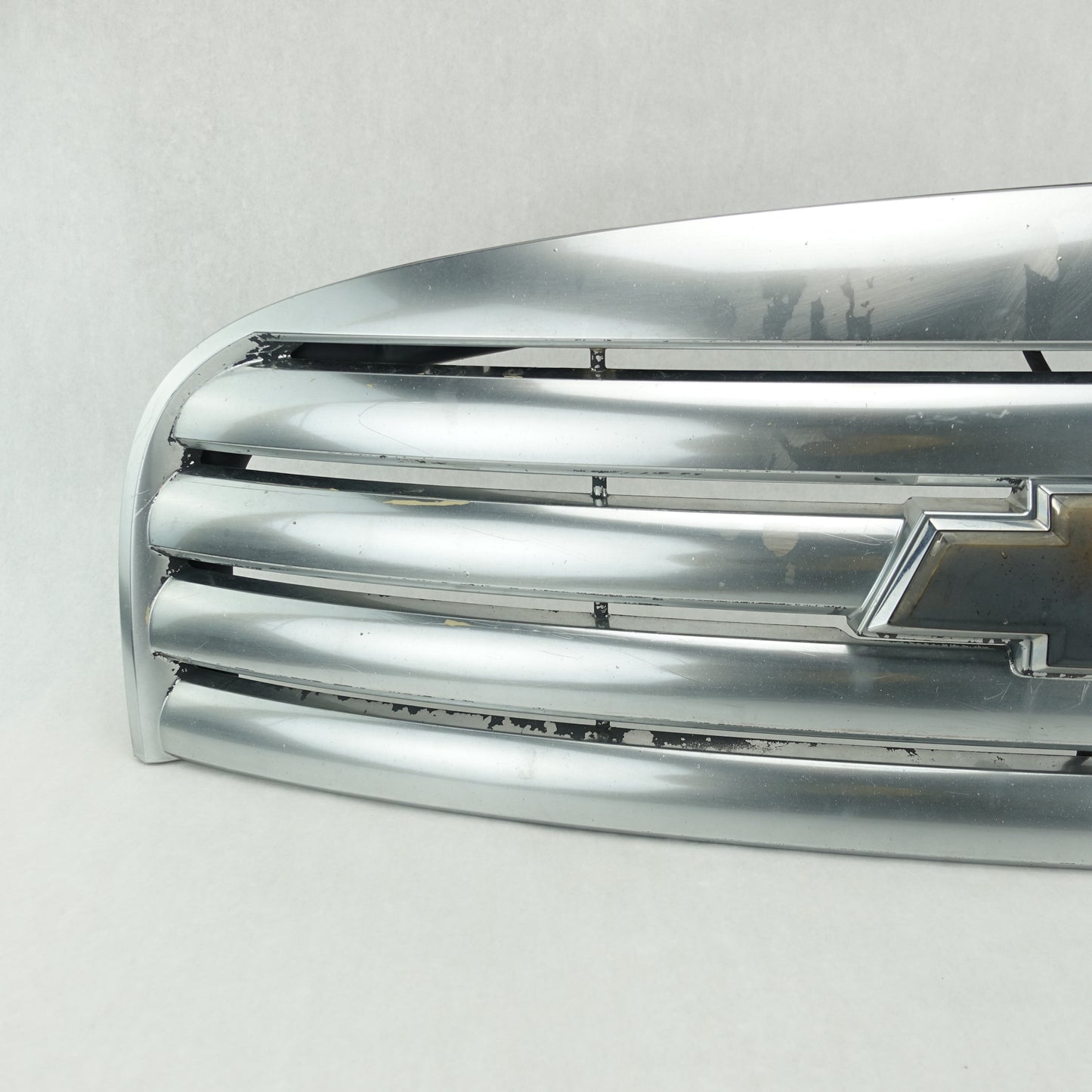 Damage 2006 2007 2008 2009 2010 2011 Chevy HHR Grille Grill