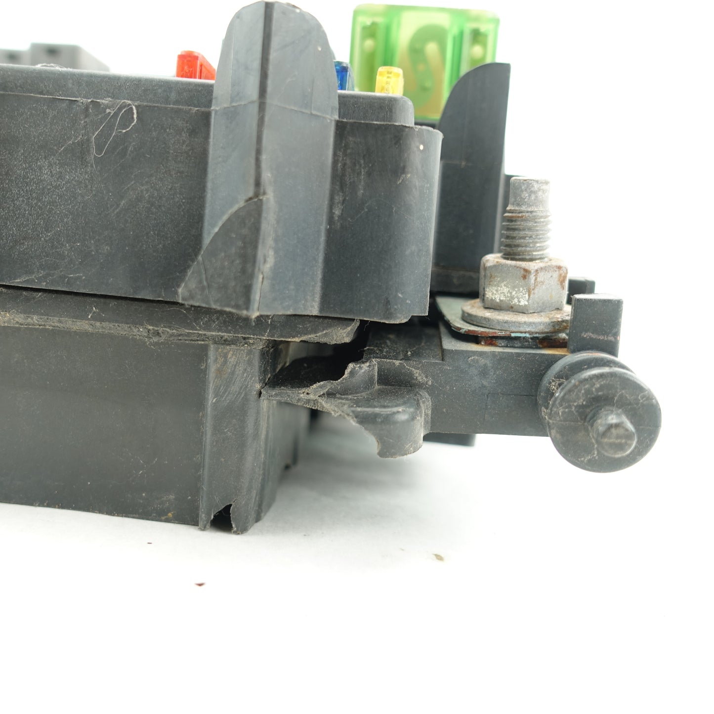 Damage 2000 2001 2002 Silverado Sierra Engine Fuse Junction Box