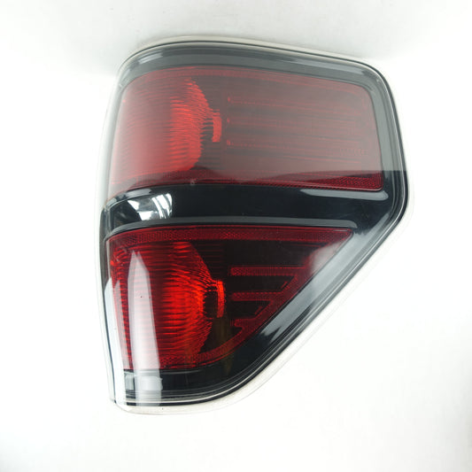 Damage 11 2012 2013 14 Ford F150 Passenger Right Rear Taillight Tail Light Lamp